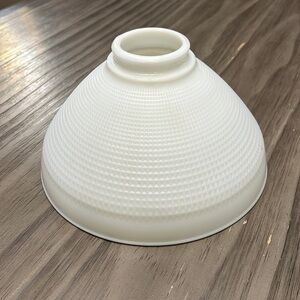 VTG CORNING MILKGLASS  SHADE